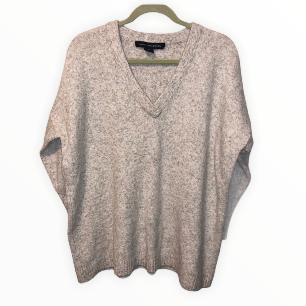 French Connection V Neck Oatmeal Gray Sweater Sz M